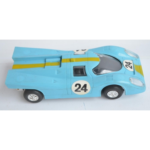 176 - Collection of car models to include Anso 1/18 scale Caterham Super 7 and Burago Bugatti EB110, Carar... 