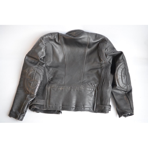 190 - Genuine Belstaff heavy duty leather bikers style jacket, size 46 in excellent supple condition