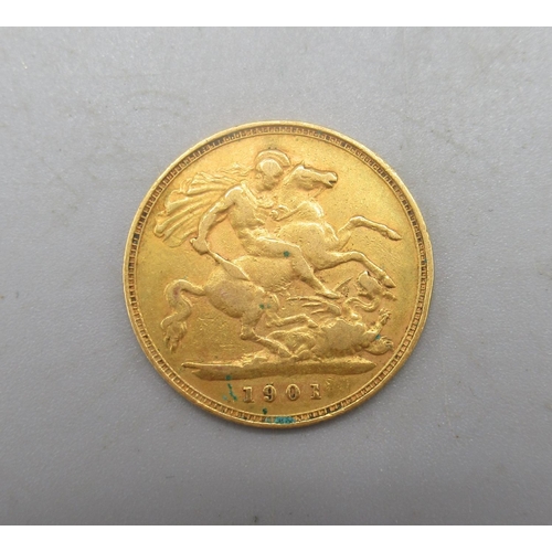 556 - Victorian half sovereign, 1901, 4.01g