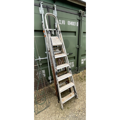 1293 - Set of folding aluminium step ladders and a set of wooden step ladders