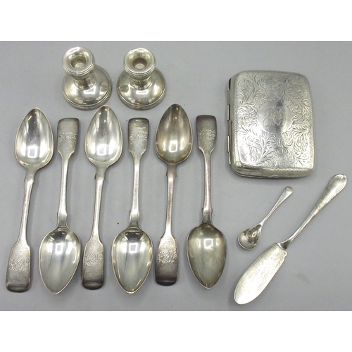 108 - Set of six Victorian hallmarked silver Fiddle pattern teaspoons, Thomas Whittaker London 1844, and a... 