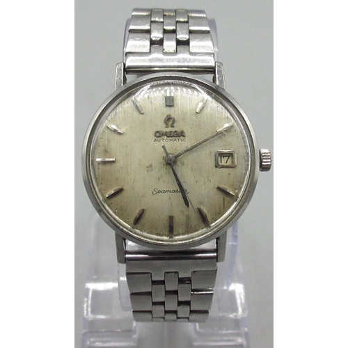 121 - Omega Seamaster stainless steel automatic wristwatch with date, signed textured silvered dial, baton... 