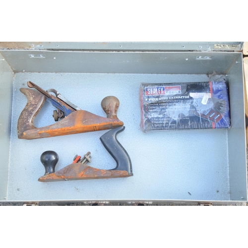 1308 - Collection of previously used workshop tools to include air tools and welding equipment, a Challenge... 