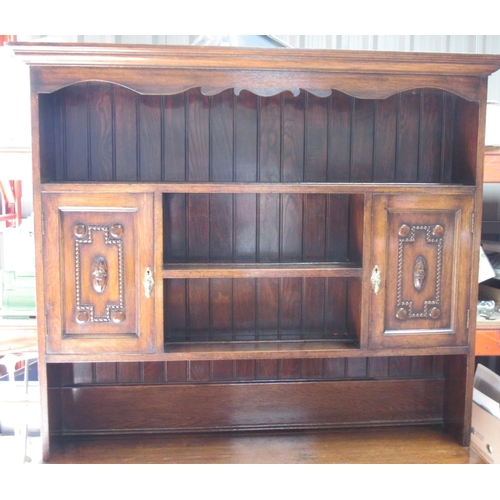 572 - C20th oak dresser, twin shelf back with two cupboards above two further cupboards and two drawers, W... 