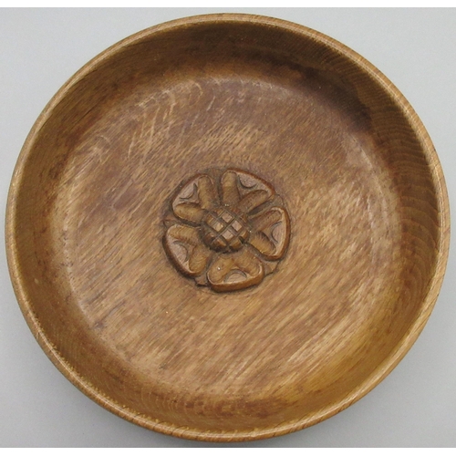 1383 - Yorkshire Oak - an oak circular fruit bowl, relief carved to centre with a Yorkshire Rose, D22cm