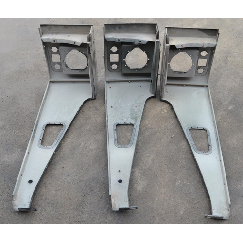 242 - Collection of aluminium Land Rover Defender front upper wing body panels, 3x left and 3x right and a... 