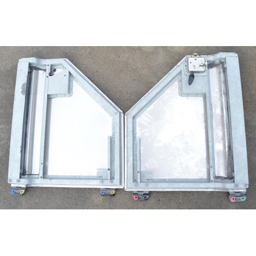 243 - Pair of aluminium Land Rover Defender front wings and pair of doors (4)