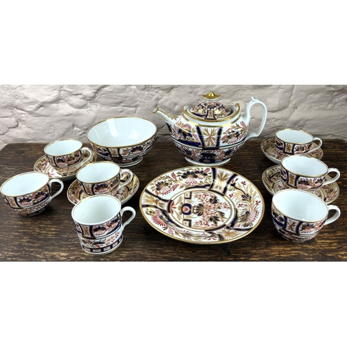 1169 - 19th century English porcelain Imari pattern tea service, decorated in typical enamels with gilt det... 