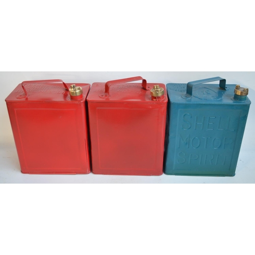 266 - Three vintage 2 gallon petrol cans to include 2x unbranded and 1x Shell Motor Spirit, a 25 litre Rob... 