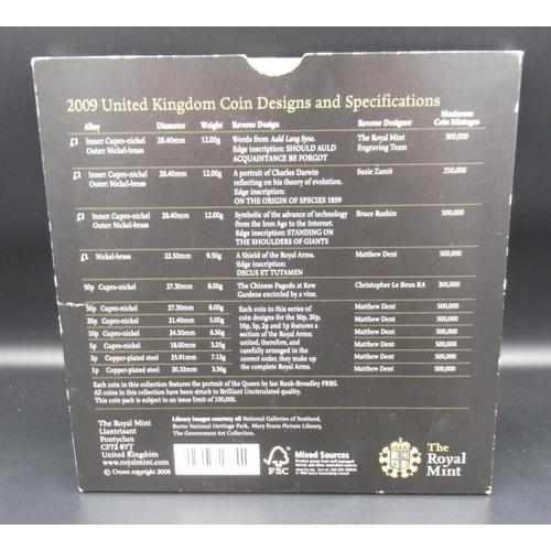 729 - United Kingdom Royal Mint brilliant uncirculated 2009 coin year set to include the Kew Garden 50p co... 