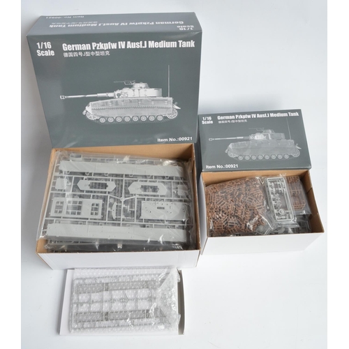 8 - Unbuilt 1/16 scale Trumpeter German Pzkpfw IV Ausf J Medium Tank highly detailed plastic model kit (... 