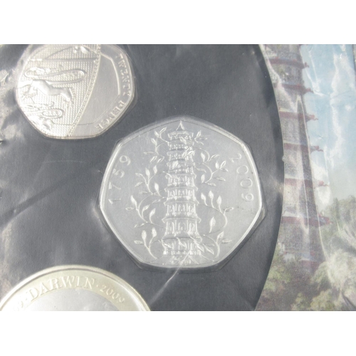 728 - A United Kingdom Royal Mint brilliant uncirculated 2009 coin year set to include the Kew Garden 50p ... 