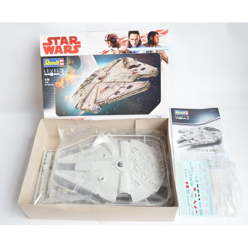 46 - Five unbuilt Star Wars plastic model kits from Revell and Bandai, various scales to include highly d... 