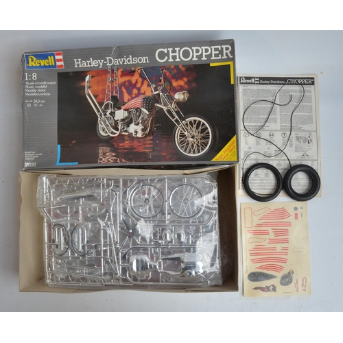 76 - Two 1/8 scale Revell Custom Harley Davidson Chopper motorbike plastic model kits, 7928 and 7911, all... 