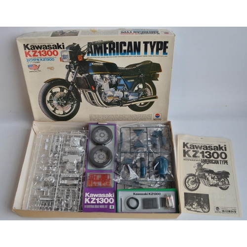 77 - Nitto 1/8 scale Kawasaki KZ1300 American Type highly detailed plastic motorcycle model kit, all part... 