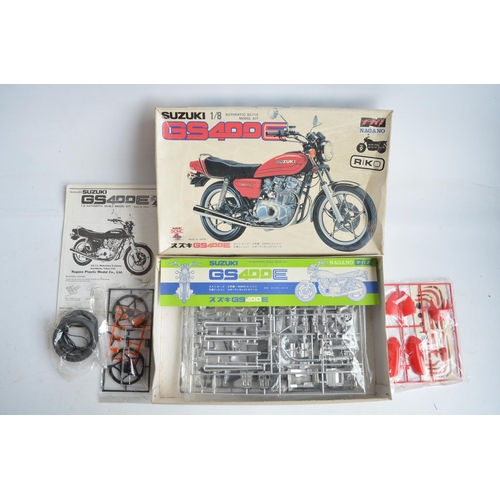 79 - Three 1/8 scale motorcycle plastic model kits, (1 partially built up) to include Nagano Kawasaki KZ1... 