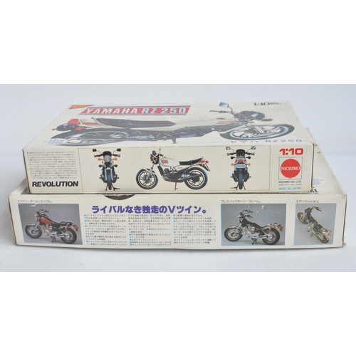 83 - Two unstarted 1/10 scale Yamaha plastic motorbike model kits from Nichimo to include an XV750 Specia... 