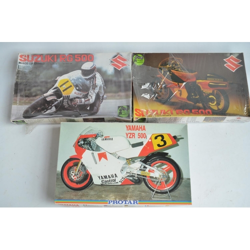 94 - Three unbuilt 1/9 scale plastic motorbike model kits from Protar to include a Suzuki RG500 Marco Luc... 