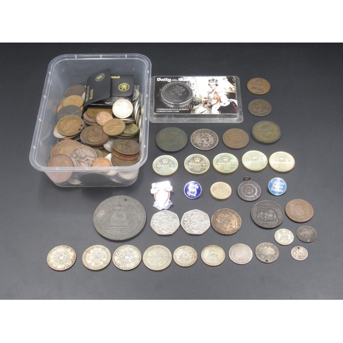 764 - Assorted collection of mixed GB and international coins to inc. tokens, 11 Pre-1947 silver content c... 