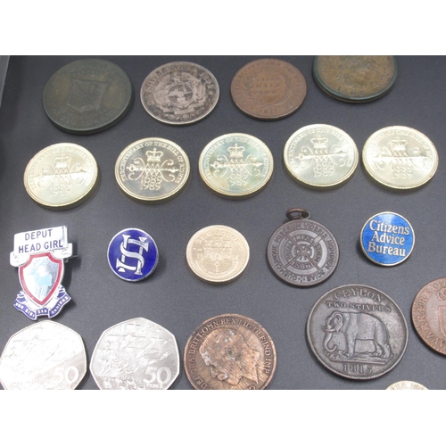 764 - Assorted collection of mixed GB and international coins to inc. tokens, 11 Pre-1947 silver content c... 