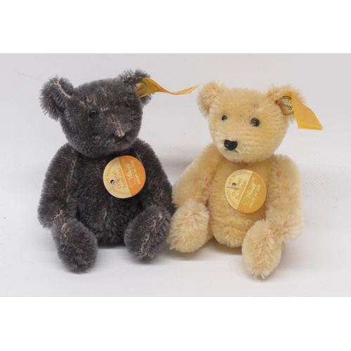 616 - Collection of soft toys and teddy bears, comprising four Hermann 'Winnie the Pooh' miniature soft to... 