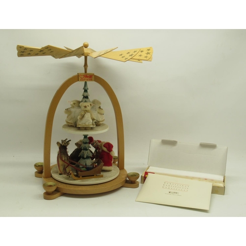 573 - Steiff: 'Christmas Pyramid with Teddy Bears' model set, limited edition of 1000, with box and certif... 