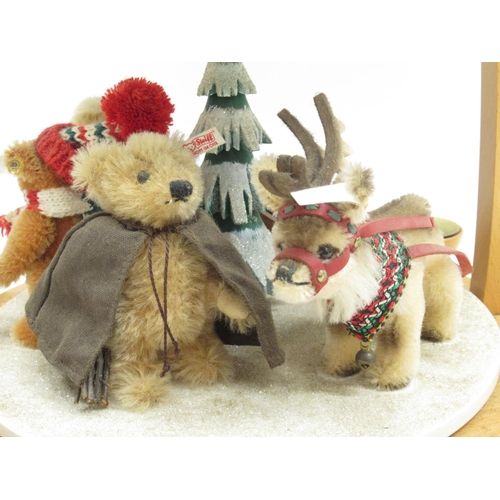 573 - Steiff: 'Christmas Pyramid with Teddy Bears' model set, limited edition of 1000, with box and certif... 