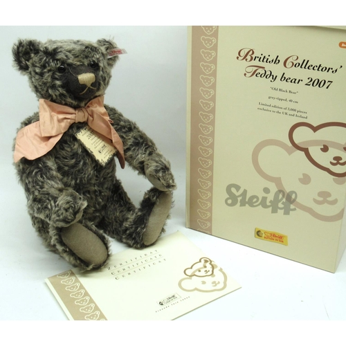 593 - Steiff: Old Black Bear', British Collectors' Teddy Bear 2007, grey-tipped mohair, limited edition of... 