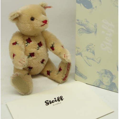 597 - Steiff: 'Musical Bear 