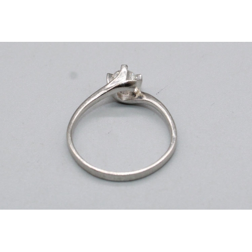 81 - Platinum ring set with diamond in twist mount, weight approx. 0.3ct,  stamped pt950, size M1/2, 3.0g