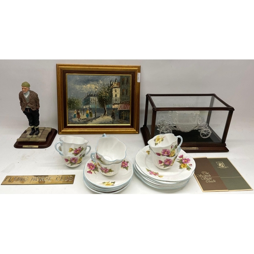 390 - Various collectables, incl. Lichfield Glass model 'The Scottish State Coach', with certificate, L30c... 