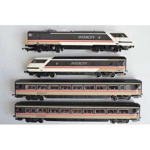 115 - Two boxed Hornby OO gauge train sets to include InterCity 225 train set R824 with Class 91 power and... 