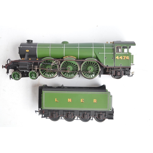 123 - Hornby limited edition OO gauge R3073 Great British Railways Collection LNER 4-6-2 'Royal Lancer' Cl... 