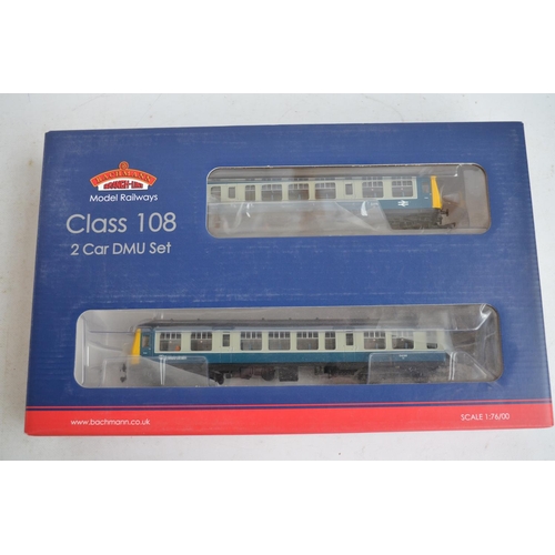 129 - Bachmann 32-905 Class 108 two car DMU set, BR blue and grey livery with power and dummy cars (8 pin ... 