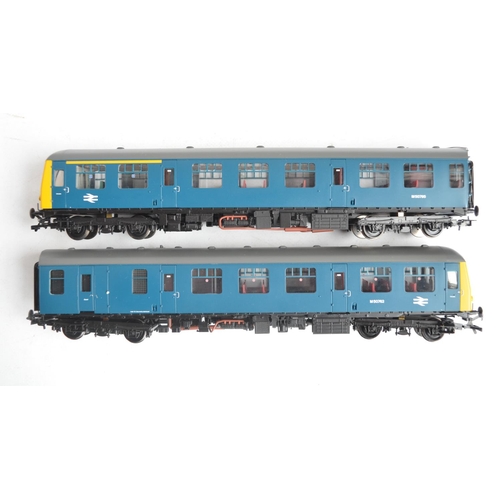 130 - Bachmann 32-535 Class 105 two car DMU set, BR blue livery with power and dummy cars (8 pin DCC). Con... 