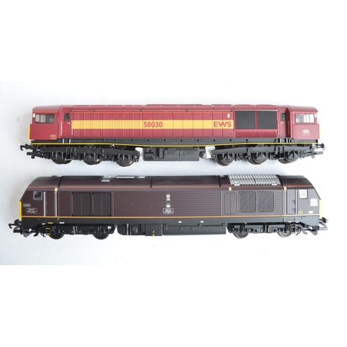 136 - Two Hornby OO gauge EWS electric train models to include DCC Ready R2523 Bo-Bo Class 67 67005 'Queen... 