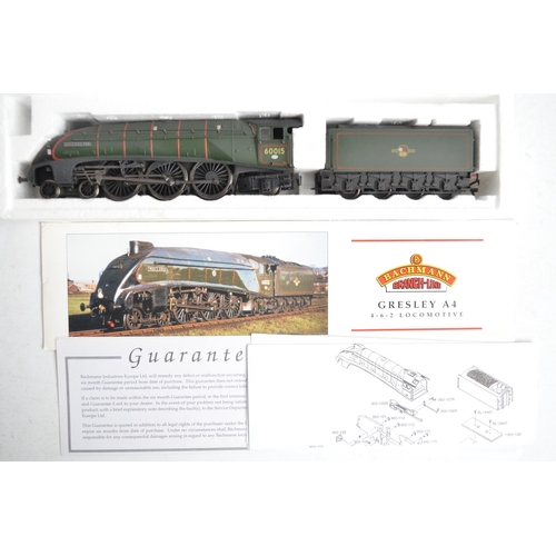 140 - Three boxed OO gauge electric steam train models from Bachmann to include 31-160 weathered Jubilee C... 