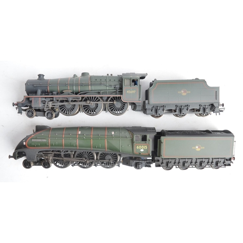 140 - Three boxed OO gauge electric steam train models from Bachmann to include 31-160 weathered Jubilee C... 