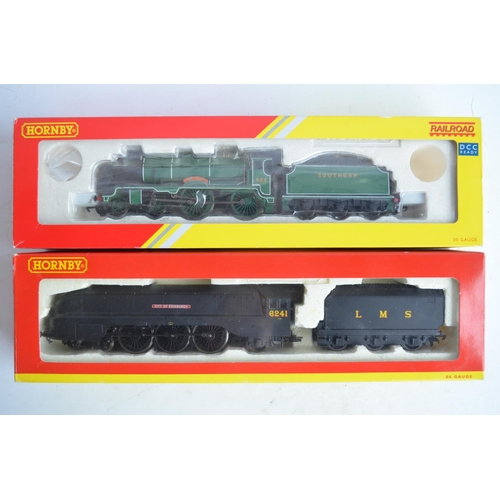 141 - Two Hornby OO gauge electric steam train models to include R3172 Southern Railways 4-4-0 Schools Cla... 