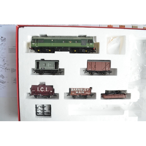 142 - Bachmann OO gauge Digital Freight Set 30-045 with Class 25 diesel and replacement goods wagons (not ... 