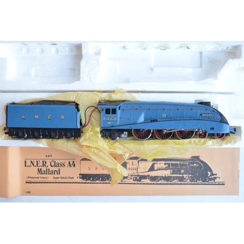 150 - Collection of previously run OO gauge railway models and accessories from Hornby to include an R324 ... 