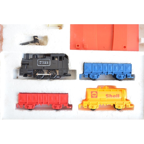 150 - Collection of previously run OO gauge railway models and accessories from Hornby to include an R324 ... 