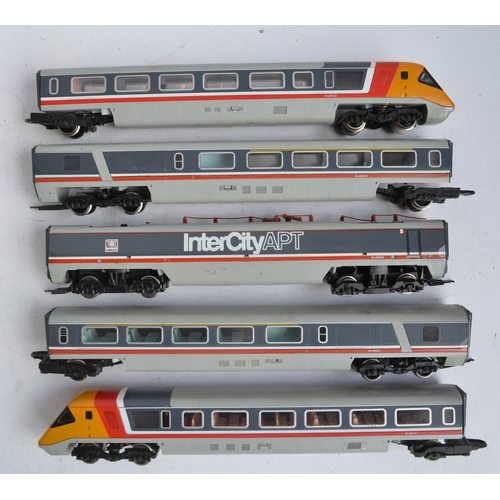 151 - Hornby OO gauge 5 car Advanced Passenger Train (APT) boxed set, models in good previously used condi... 