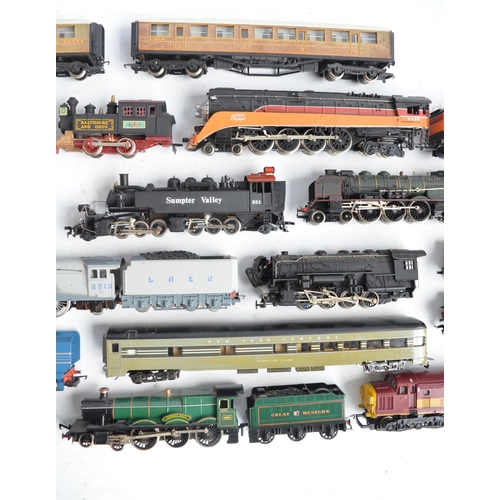 153 - Collection of previously used OO and HO gauge train models to include a Hornby Class A4 'Silver Fox'... 