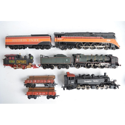 153 - Collection of previously used OO and HO gauge train models to include a Hornby Class A4 'Silver Fox'... 