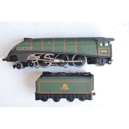 154 - Collection of vintage Hornby Dublo (3 rail electric) railway models and accessories to include boxed... 