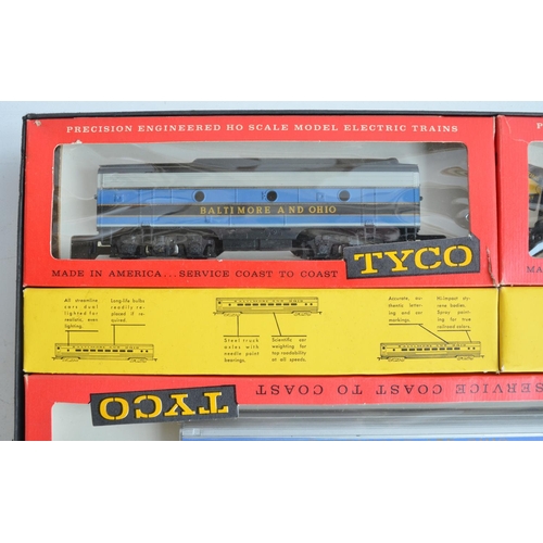 158 - Tyco HO gauge Capital Limited East, Streamliner set number T6212A, and 'Pacific Fast Rate' West set ... 