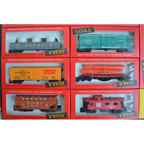 158 - Tyco HO gauge Capital Limited East, Streamliner set number T6212A, and 'Pacific Fast Rate' West set ... 