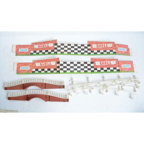 162 - Vintage Scalextric Set 60 with extra early cars with working steering. Set A/F, box poor. Also inclu... 