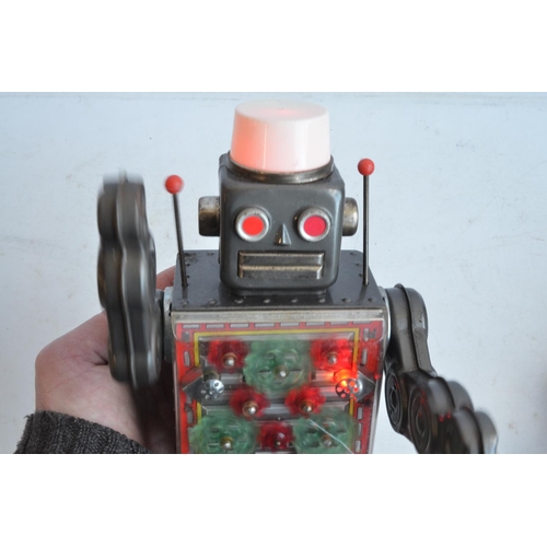 175 - Charming vintage (C1960's) Japanese made battery powered tinplate robot figure in good external cond... 